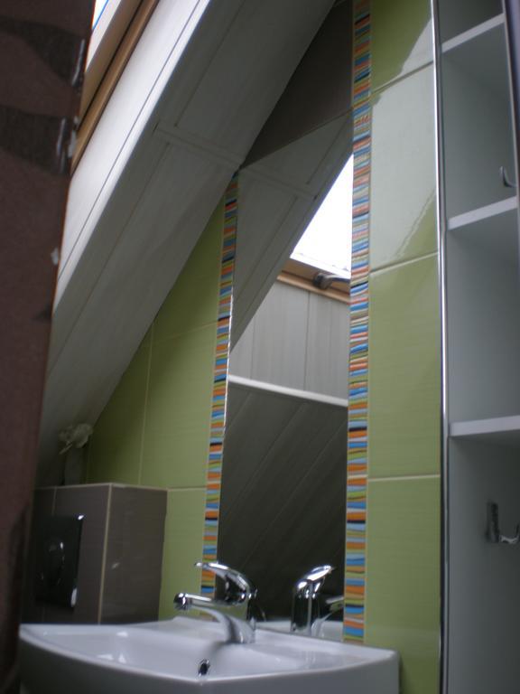 Apartamenty Grapa Szum Rzeki Parking Free ヴィスワ 部屋 写真